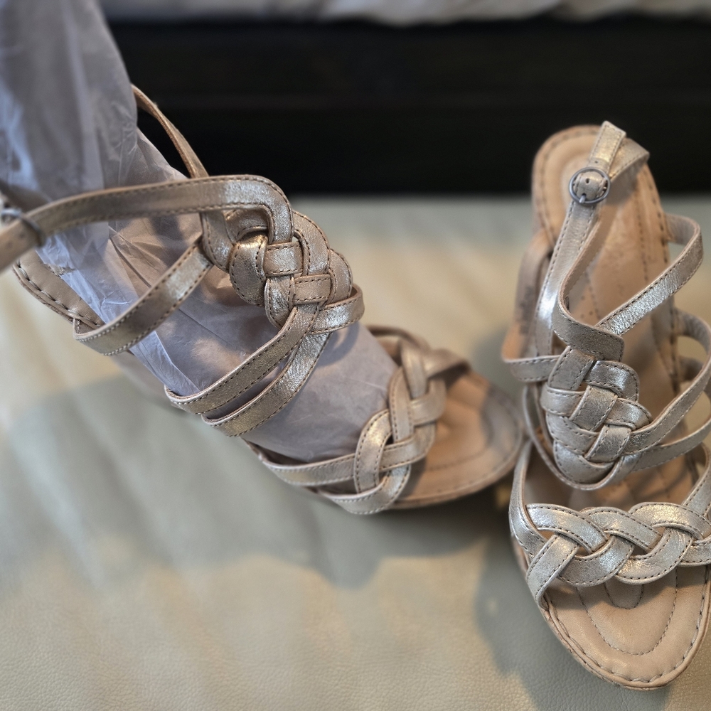 NWOT Braided Strap Sandals
